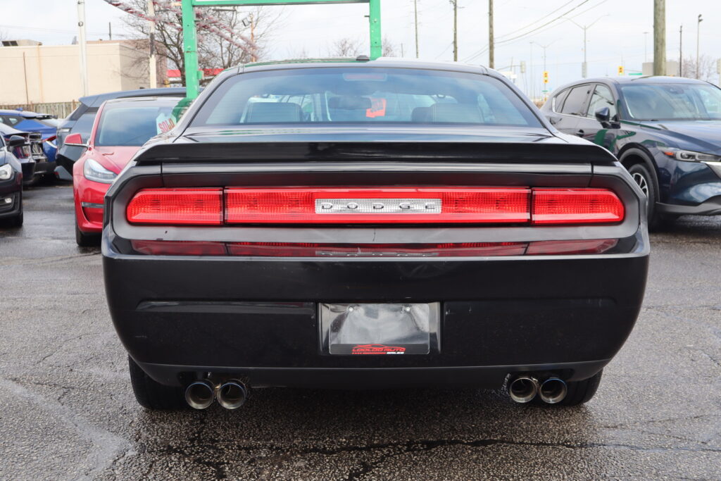 2010 Dodge Challenger R/T Manual Hemi V8​ | D9812