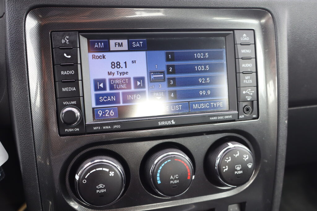 2010 Dodge Challenger R/T Manual Hemi V8​ | D9812