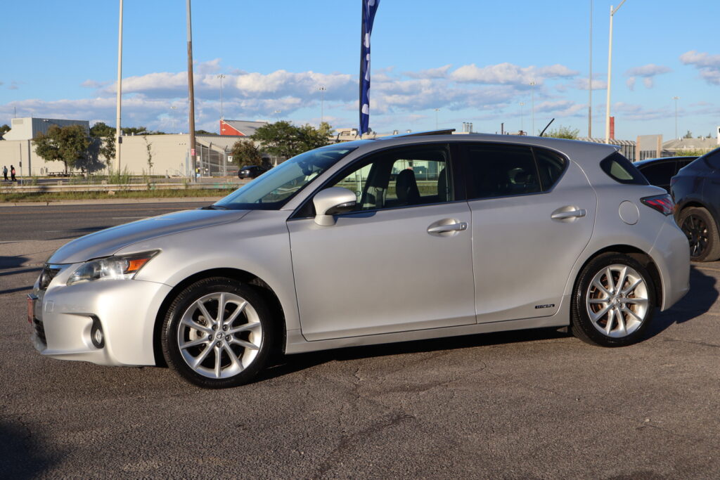 2012 Lexus CT 200h Hybrid No Accident Clean Carfax​ | D10340