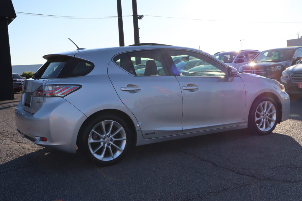 2012 Lexus CT 200h Hybrid No Accident Clean Carfax​ | D10340