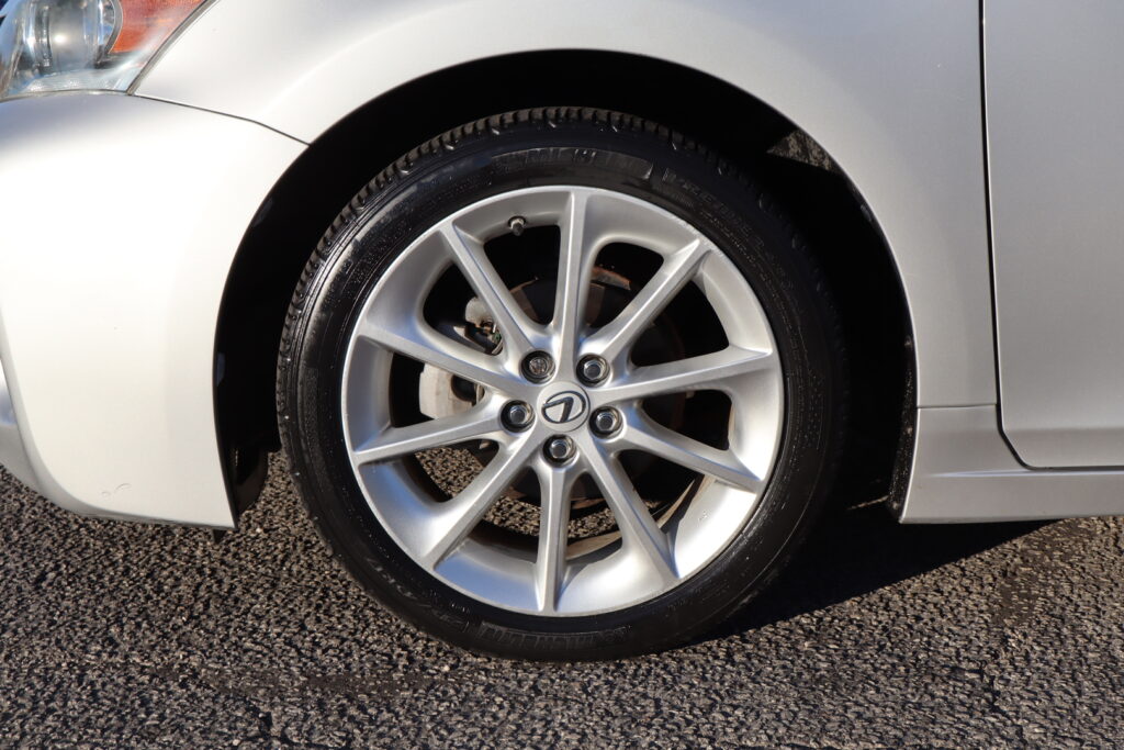 2012 Lexus CT 200h Hybrid No Accident Clean Carfax​ | D10340